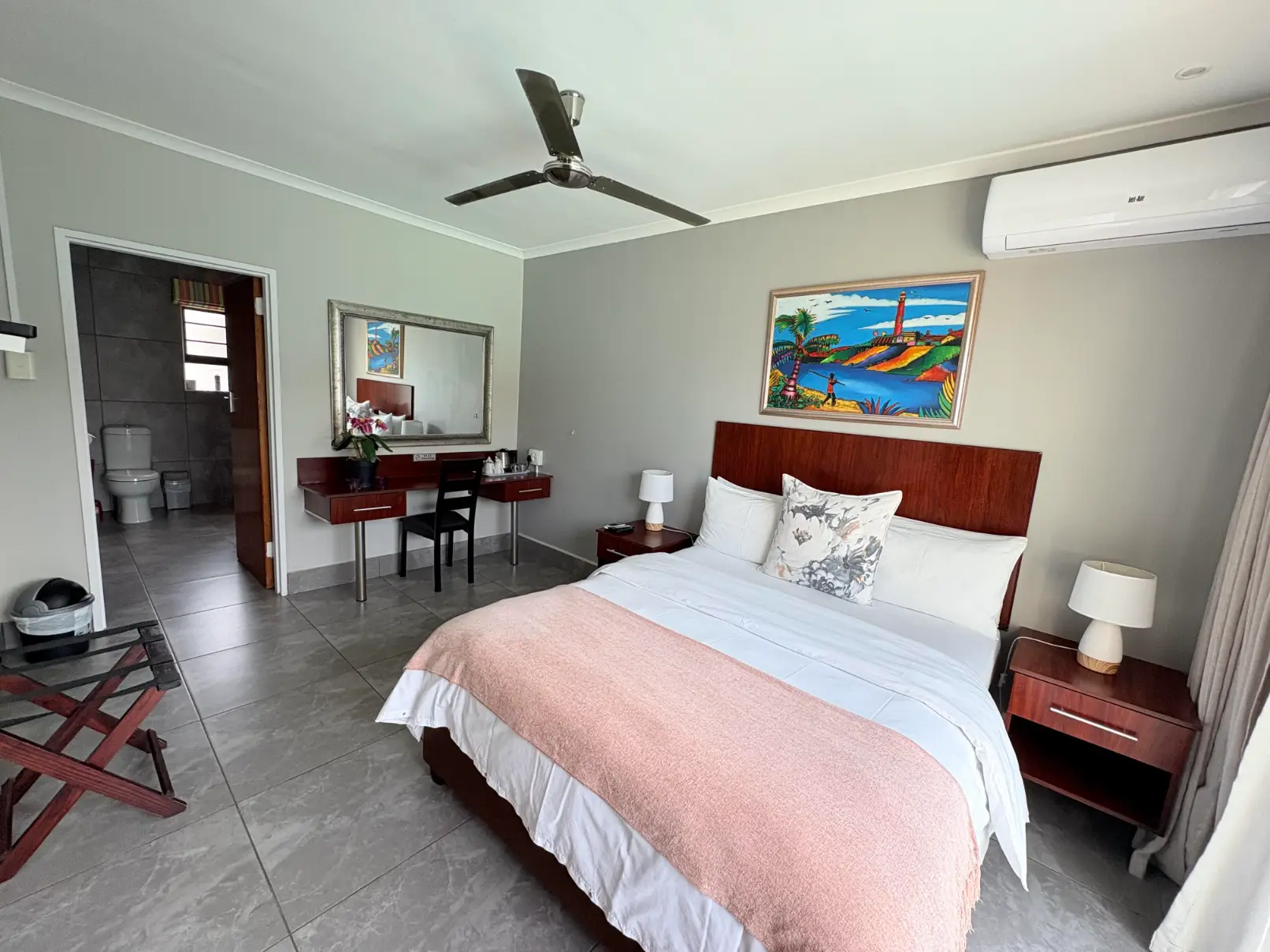 Le Blue Guest House Room 6