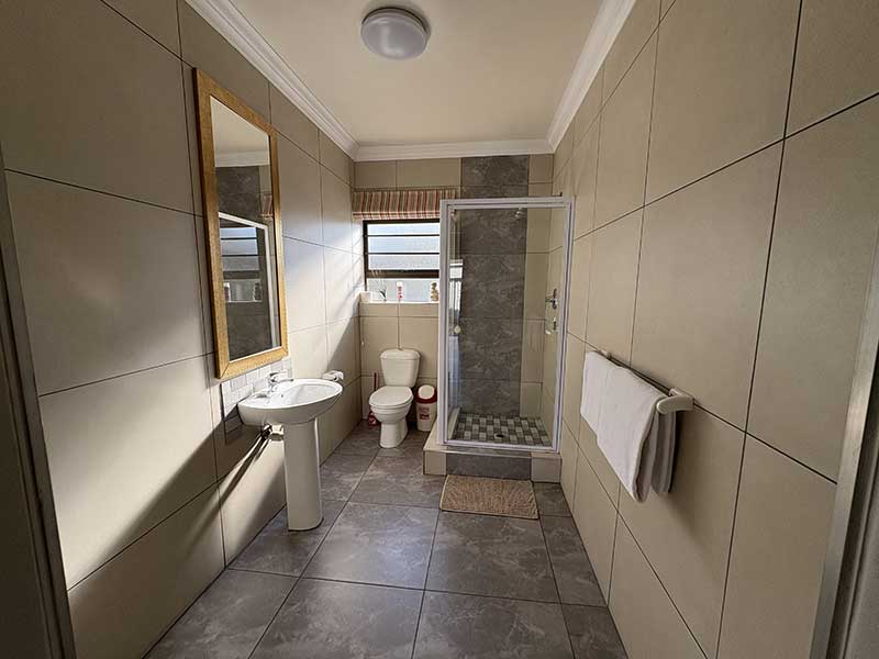 Port Elizabeth Guest House Accommodation_room 7 bathroom