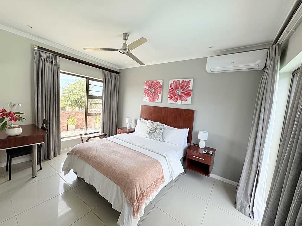 Port Elizabeth Guest House Accommodation Le Blue